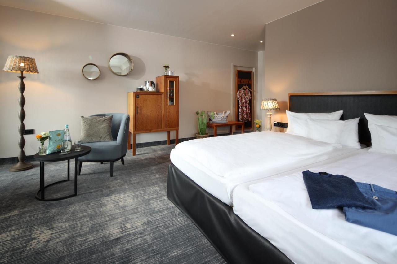 Hotel Seehotel - Dorf Am Niedernberg